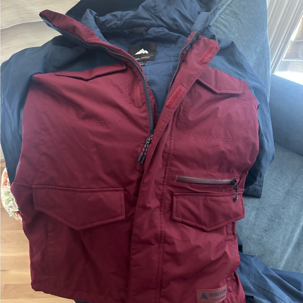 Burton Men's Burgundy and Navy snowboarding Jacket and pant set